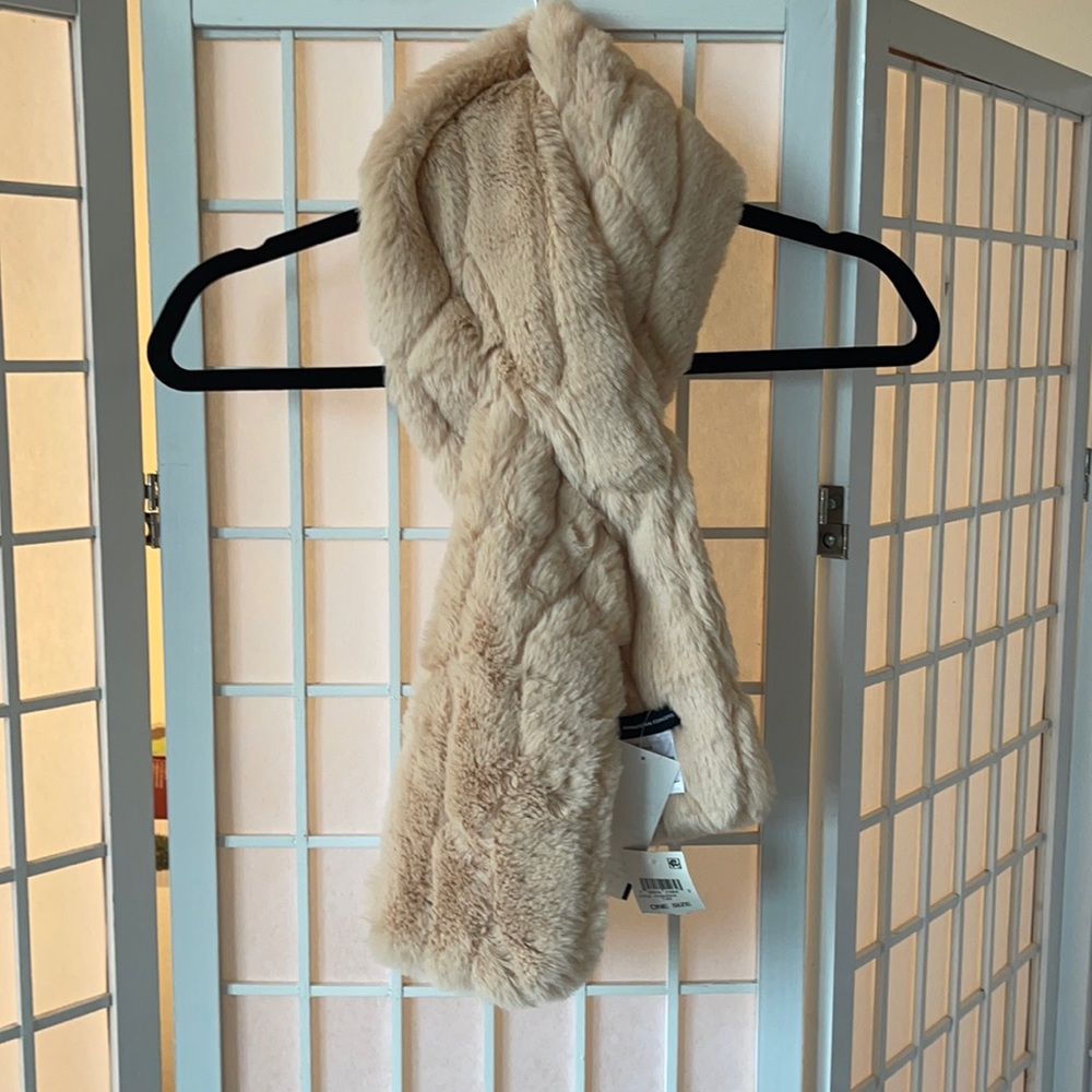 NWT INC cream scarf